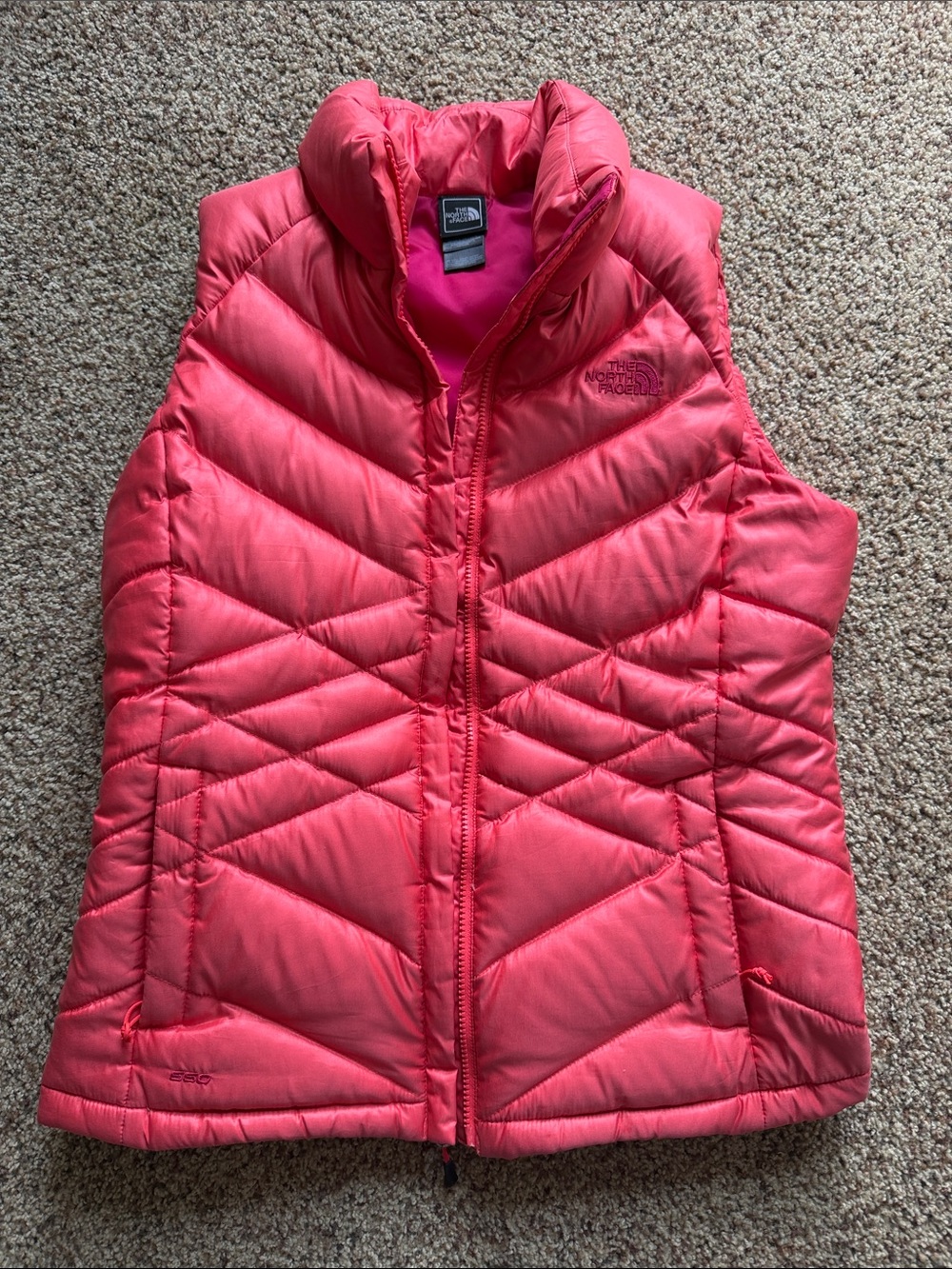 The Northface 550 Down Puffer Vest Coral Women’s Large